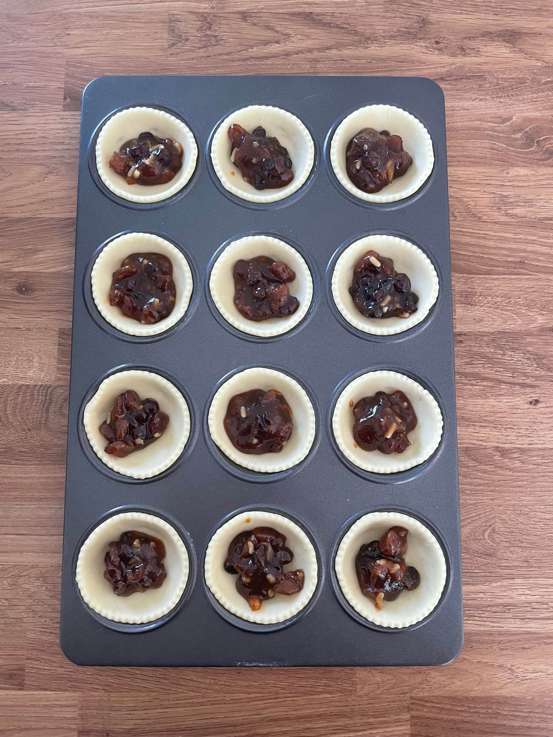 Mince pie outlet tins